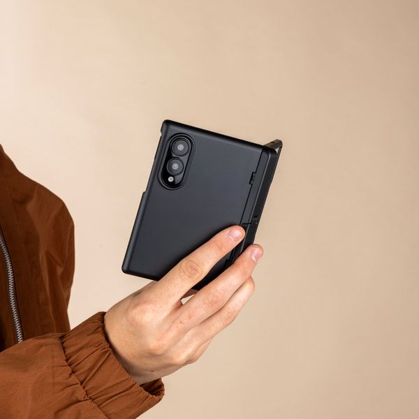 imoshion Color Backcover con supporto Samsung Galaxy Z Fold 8 - Nero
