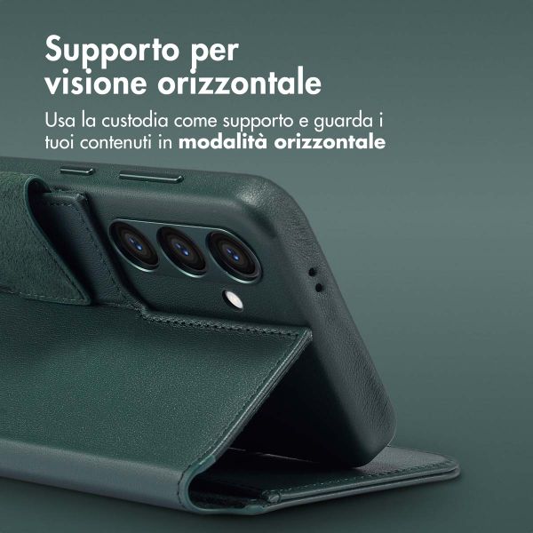 Accezz Cover in pelle 2 in 1 con MagSafe Samsung Galaxy S24 - Cedar Green