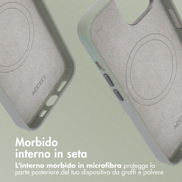 Accezz Cover in Pelle con MagSafe Apple iPhone 15 - Light Grey