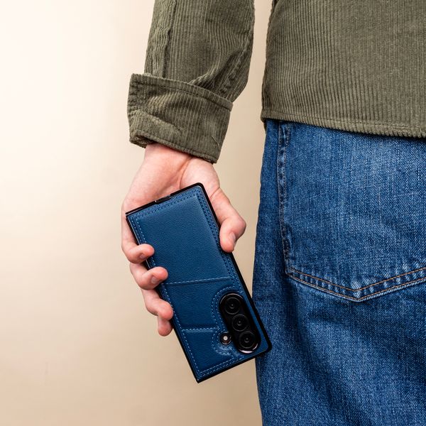 imoshion Cover posteriore MagSafe in pelle sintetica con portacarte Samsung Galaxy Z Fold 8 Ultra - Blu scuro