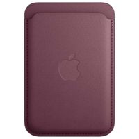 Apple FineWoven Wallet MagSafe con funzione “Dov’è” - Mulberry