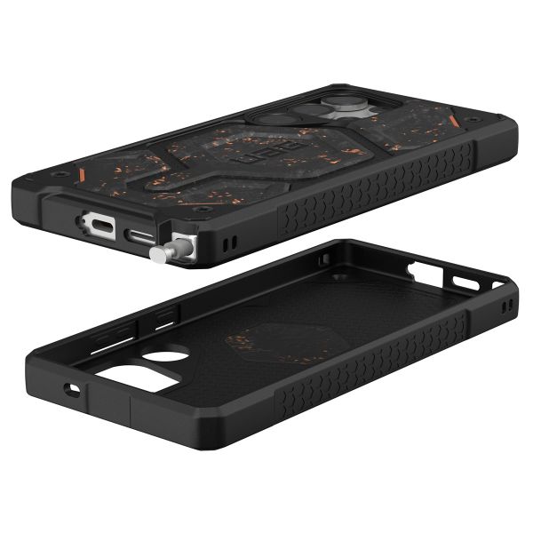 UAG Cover Posteriore Monarch Pro Samsung Galaxy S25 Ultra - Forged Carbon