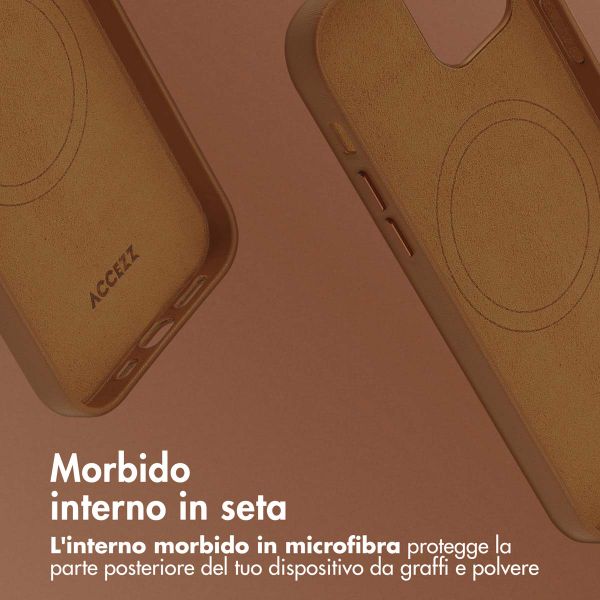 Accezz Cover in Pelle con MagSafe Apple iPhone 12 (Pro) - Sienna Brown