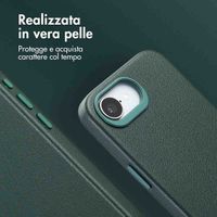 Accezz Cover in Pelle con MagSafe Apple iPhone 17e / 16e - Cedar Green