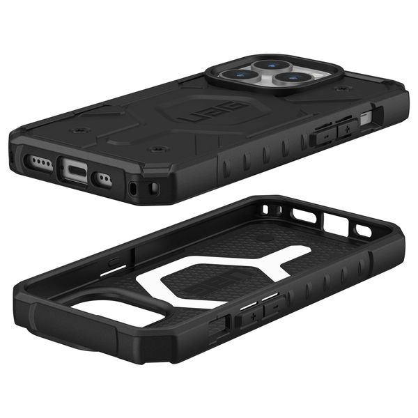 UAG Cover Posteriore Pathfinder con MagSafe Apple iPhone 15 Pro - Nero