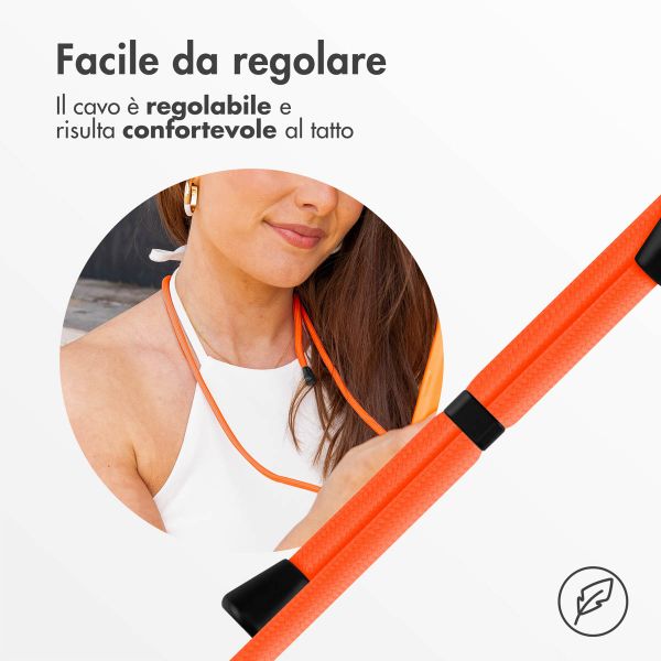 imoshion Cover in Silicone con Cordino Apple iPhone 13 - Arancio