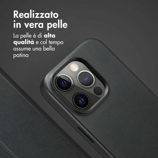 Accezz Cover in pelle 2 in 1 con MagSafe Apple iPhone 15 Pro - Onyx Black