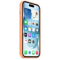 Apple Cover Posteriore in Silicone con MagSafe Apple iPhone 15 - Orange Sorbet