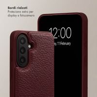 Selencia Cover per telefono Nova con cordino e portacarte Samsung Galaxy A57 (5G) - Bold Burgundy