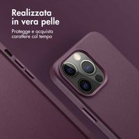 Accezz Cover in Pelle con MagSafe Apple iPhone 13 Pro - Heath Purple