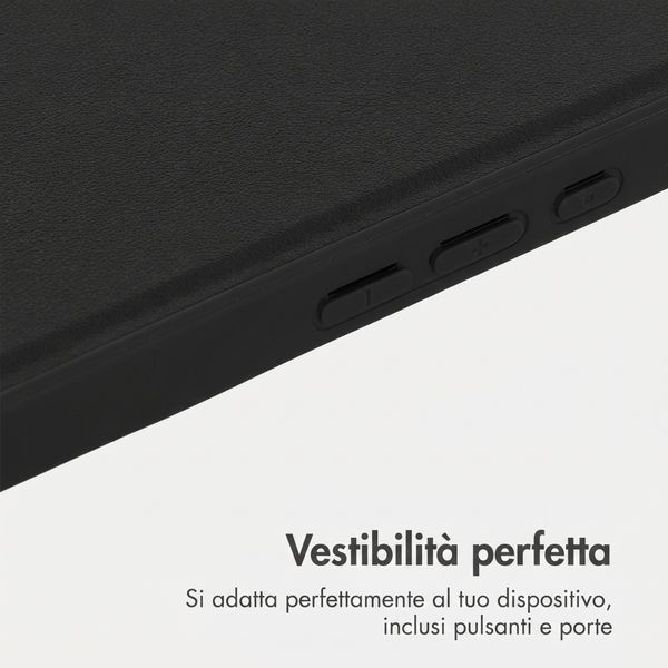 Accezz Backcover Edge con MagSafe Apple iPhone 16 - Nero
