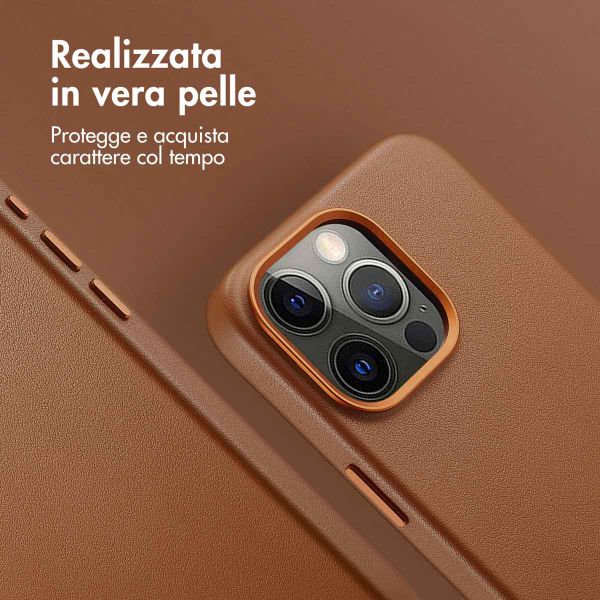 Accezz Cover in Pelle con MagSafe Apple iPhone 15 Pro Max - Sienna Brown