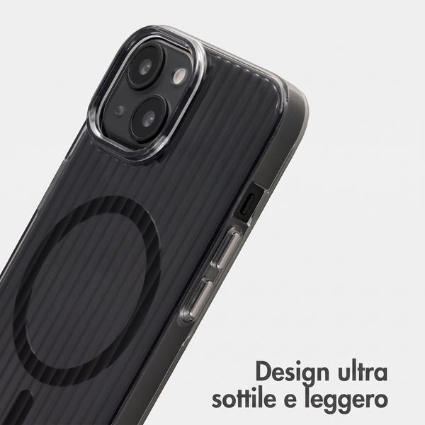Accezz Cover Lite con MagSafe | Fluted | Apple iPhone 13 - Nero