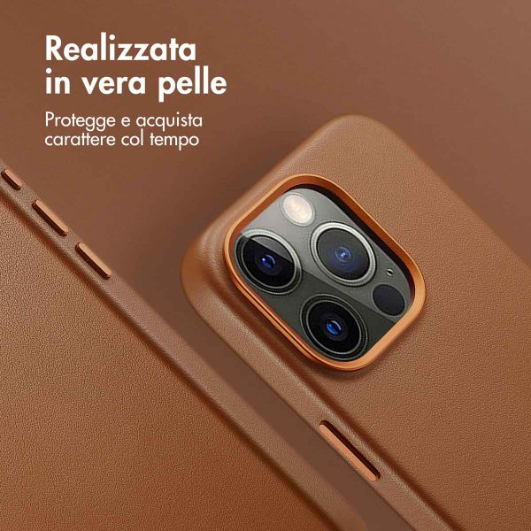 Accezz Cover in Pelle con MagSafe Apple iPhone 15 Pro - Sienna Brown