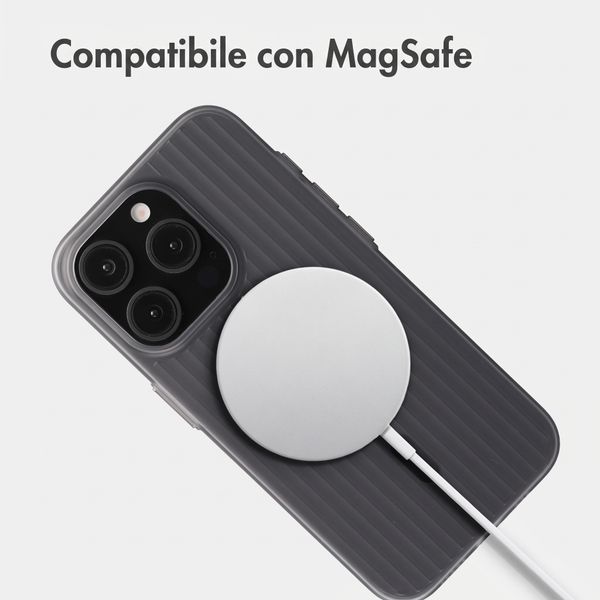 Accezz Cover Lite con MagSafe | Fluted | Apple iPhone 15 Pro - Grigio