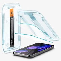Spigen Vetro temperato GLAStR EZ Fit, confezione da 2 + Applicatore Google Pixel 9 Pro XL / 10 Pro XL