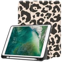 imoshion Cover Trifold Design Apple iPad 6 (2018) 9.7 pollici / iPad 5 (2017) 9.7 pollici / Air 2 (2014)/Air 1 (2013) - Leopard