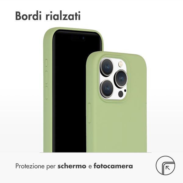 Accezz Cover in silicone liquido con MagSafe Apple iPhone 15 Pro - Verde