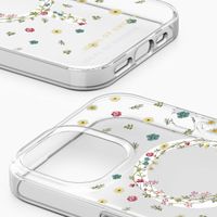 iDeal of Sweden Cover Trasparente con MagSafe Apple iPhone 17e / 16e / 15 / 14 / 13 - Petite Floral