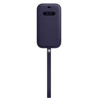 Apple Sleeve in Pelle iPhone 12 (Pro) - Deep Violet