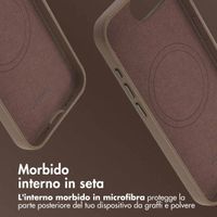 Accezz Cover in Pelle con MagSafe Apple iPhone 17e / 16e - Marrone caffè