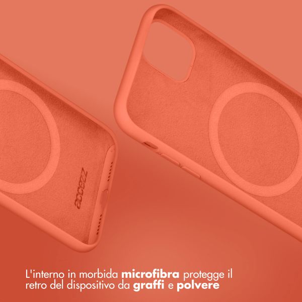 Accezz Cover in silicone liquido con MagSafe Apple iPhone 14 Pro Max - Nectarine
