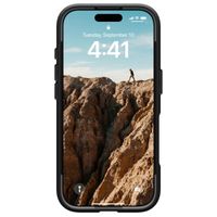 UAG Cover Posteriore Civilian con MagSafe Apple iPhone 16 Pro - Bordeaux