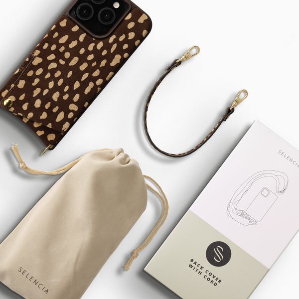 Selencia Nova cover posteriore in vera pelle con portacarte Apple iPhone 15 Pro - Fawn Chic