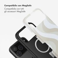 Selencia Cover posteriore Vivid con MagSafe Apple iPhone 17 Pro Max - Desert Waves Beige