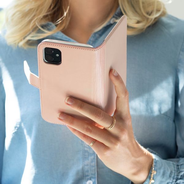 Selencia Cover a libro in vera pelle Apple iPhone 11 - Dusty Pink