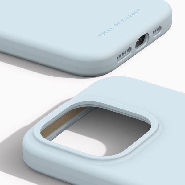 iDeal of Sweden Cover in silicone con MagSafe Apple iPhone 15 Pro - Light Blue