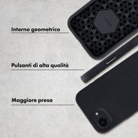 Accezz Cover Posteriore Resistente con MagSafe Apple iPhone 17e / 16e - Nero