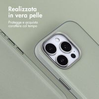 Accezz Cover in Pelle con MagSafe Apple iPhone 16 Pro - Light Grey