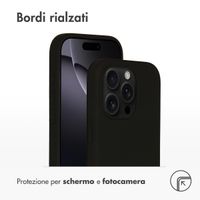 Accezz Cover in silicone liquido con MagSafe Apple iPhone 16 Pro - Nero