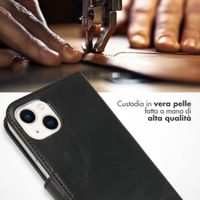 Selencia Cover a libro in vera pelle Apple iPhone 13 - Nero