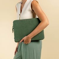 Selencia Cover per laptop in velluto a coste 13-14 pollici - Laptopsleeve - Sage Green