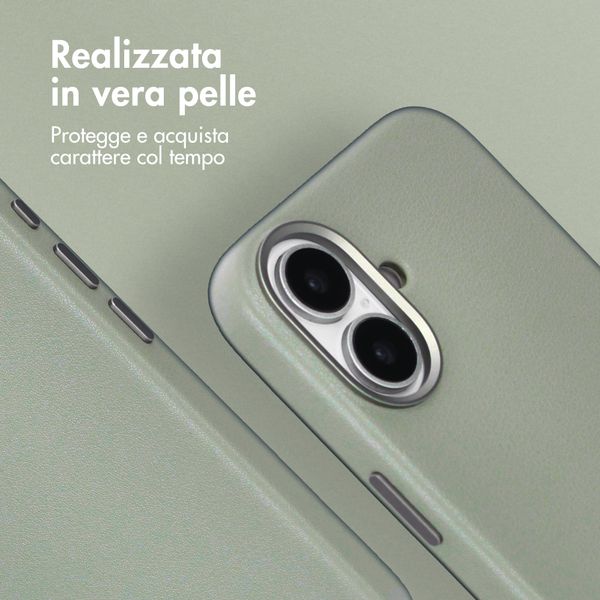Accezz Cover in Pelle con MagSafe Apple iPhone 16 - Light Grey