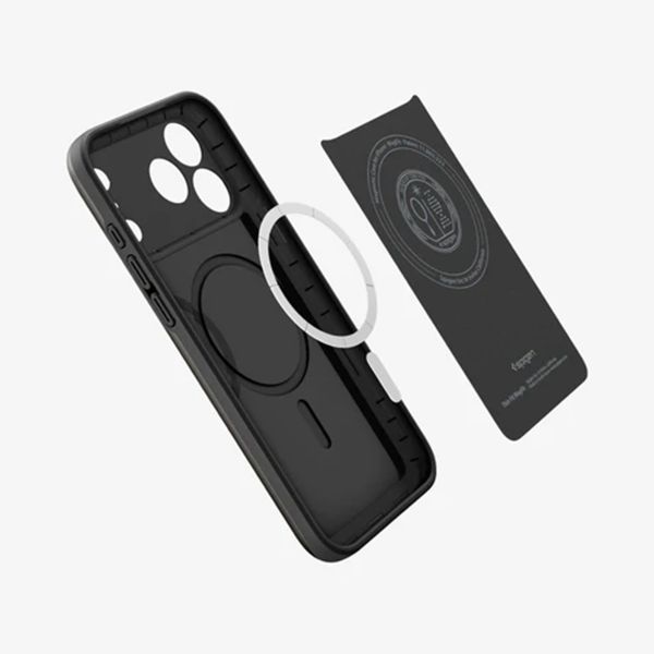 Spigen Cover posteriore Thin Fit MagSafe Apple iPhone 17 Pro Max - Black