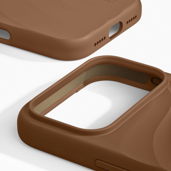 iDeal of Sweden Custodia Soft Swirl Silicone MagSafe Apple iPhone 17 Pro Max - Salted Caramel