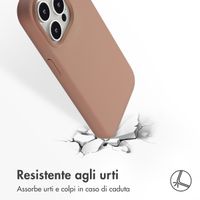 Accezz Cover in silicone liquido con MagSafe Apple iPhone 15 Pro Max - Marrone chiaro