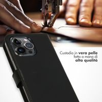 Selencia Cover a libro in vera pelle Apple iPhone 15 Pro Max - Nero