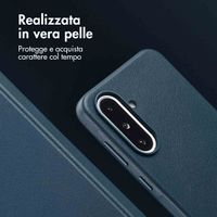 Accezz Cover in Pelle con MagSafe Samsung Galaxy A36 / A56 - Nightfall Blue