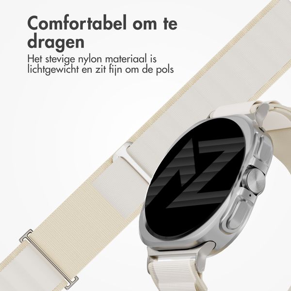 Accezz Cinturino in nylon Alpine Samsung Galaxy Watch Ultra 2 (2026) / Ultra (2024/2025) - Luce stellare
