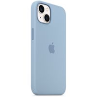 Apple Cover Posteriore in Silicone con MagSafe Apple iPhone 13 - Blue Fog