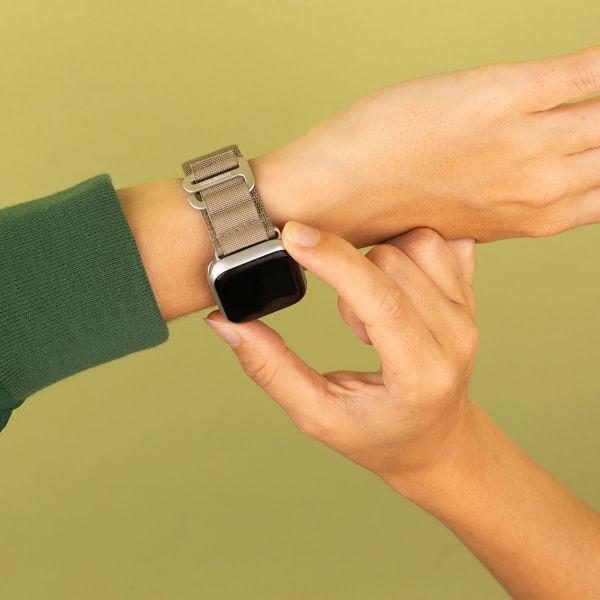 imoshion Cinturino in nylon Alpine Apple Watch | 38/40/41/42 mm - Olive Green