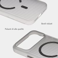 Accezz Cover Lite con MagSafe | Fluted | Apple iPhone 18 Pro Max / 17 Pro Max - Grigio