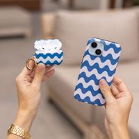 Selencia Cover Vivid  Apple Airpods 4 - Wave Vibes Classic Blue