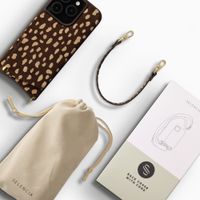 Selencia Nova cover posteriore in vera pelle con portacarte Apple iPhone 15 Pro - Fawn Chic