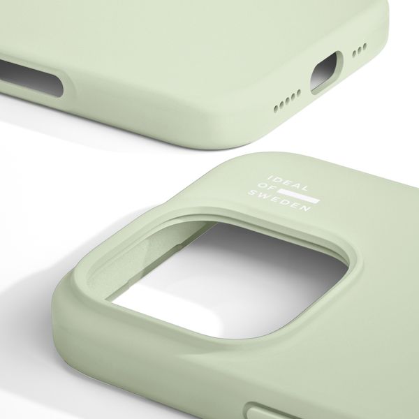 iDeal of Sweden Cover in silicone con MagSafe Apple iPhone 16 Pro - Sage Green