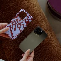 Selencia Cover posteriore Vivid con MagSafe Apple iPhone 16 Pro - Moo'd Lavender Glow